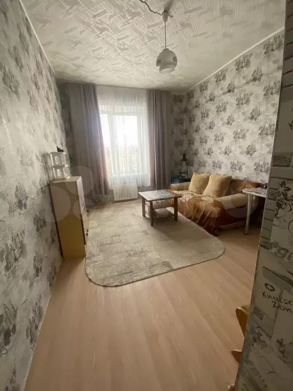 Комната 18,4 м в 5-к., 3/5 эт. - Фото 1
