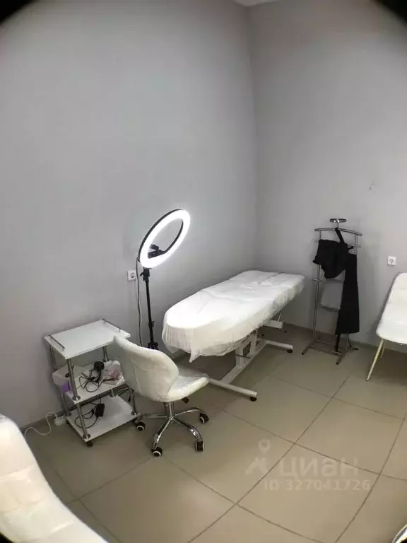 Помещение свободного назначения в Пермский край, Пермь ул. 25 Октября, ... - Фото 2