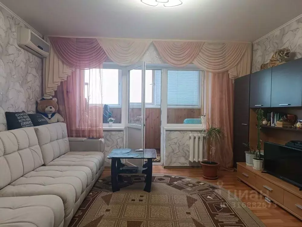 1-к кв. Оренбургская область, Оренбург Салмышская ул., 58 (44.0 м) - Фото 0