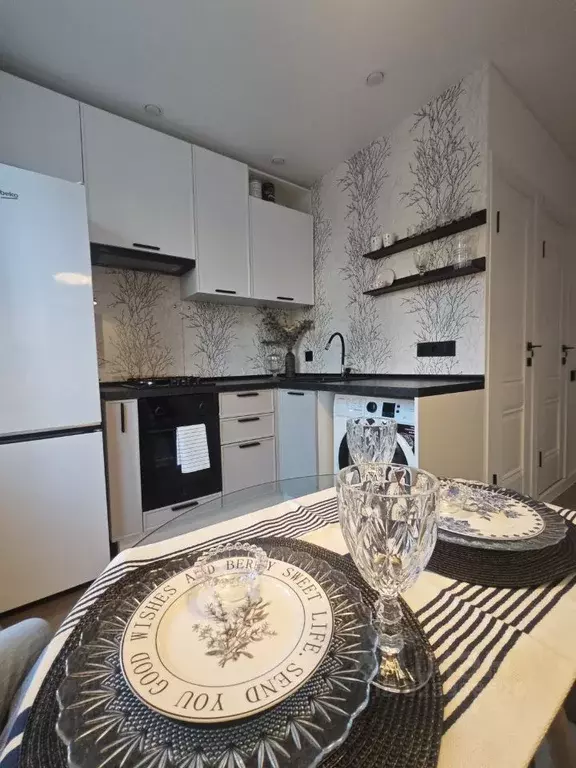 3-к кв. Московская область, Балашиха Кучино мкр, ул. Почтовая, 4к1 ... - Фото 1