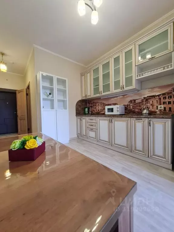 1-к кв. Омская область, Омск ул. Красный Путь, 105к3 (40.0 м) - Фото 0