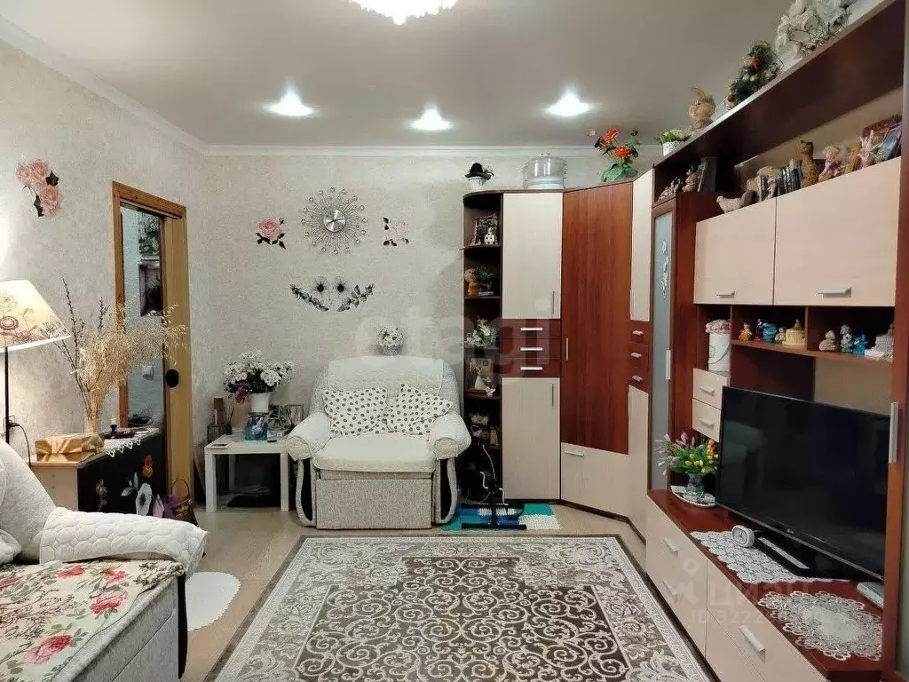 1-к кв. Белгородская область, Губкин ул. Фрунзе, 6А (40.7 м) - Фото 1