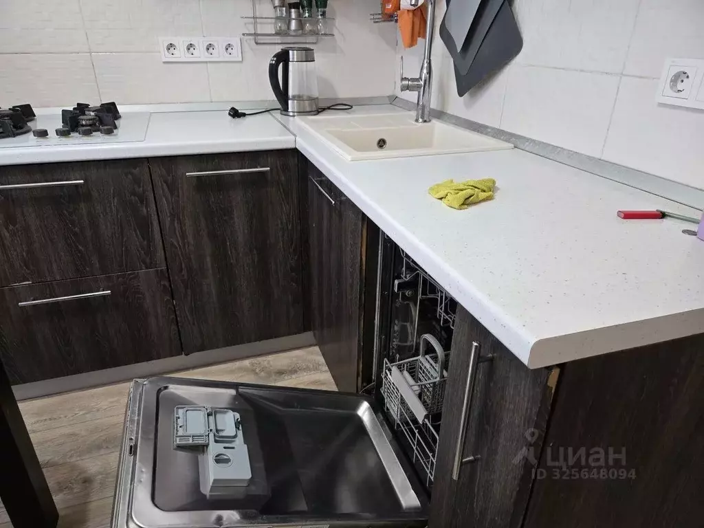 3-к кв. Пензенская область, Пенза ул. Терновского, 156 (65.4 м) - Фото 2