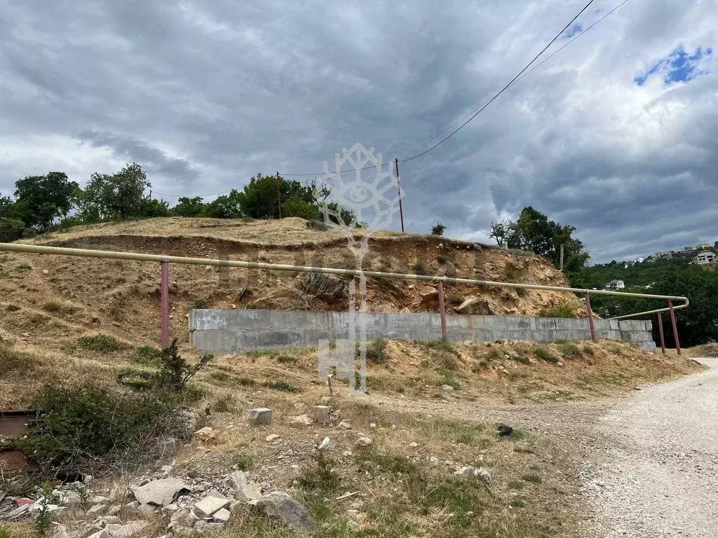 Участок в Крым, Алушта муниципальный округ, с. Изобильное ул. Горная ... - Фото 2