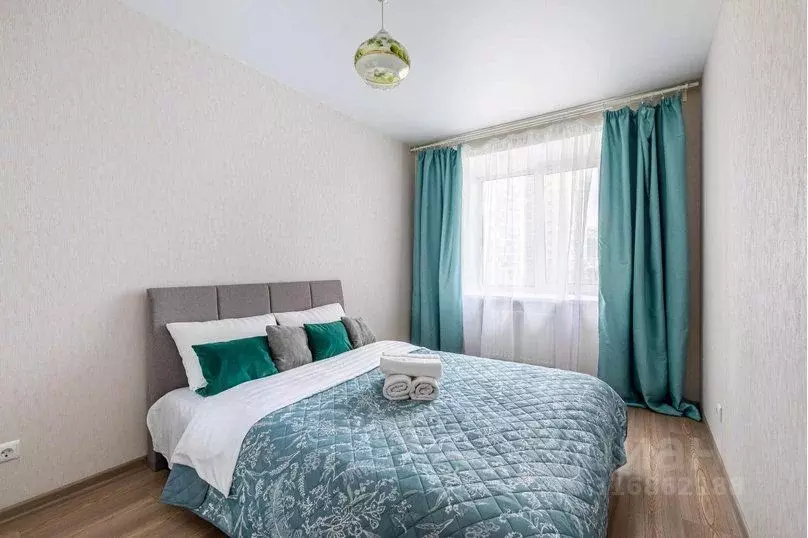 2-к кв. Татарстан, Казань ул. Рауиса Гареева, 96 (60.0 м) - Фото 1