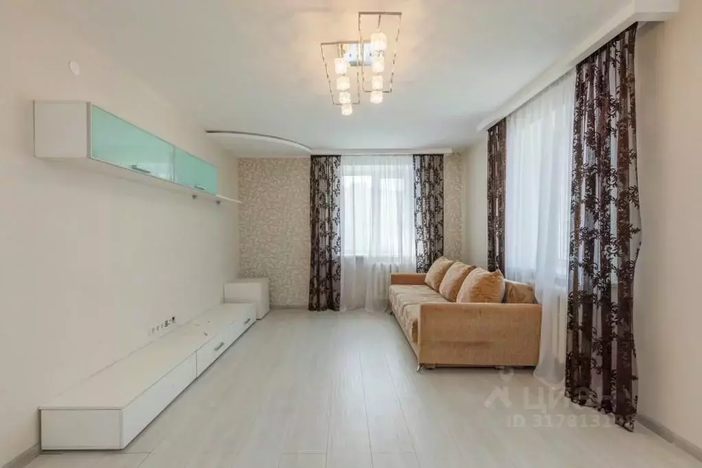 2-к кв. Брянская область, Брянск Авиационная ул., 19 (67.0 м) - Фото 1