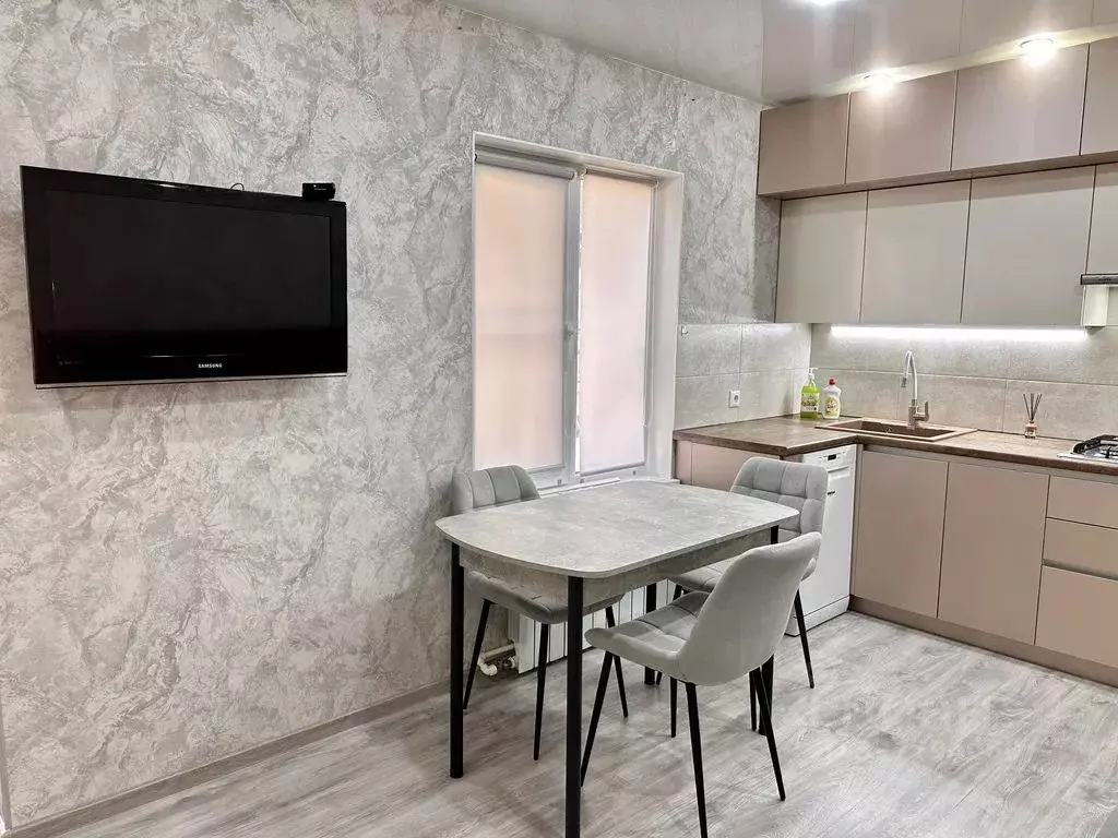 Дом в Волгоградская область, Волгоград ул. Радистов, 65 (70 м) - Фото 2