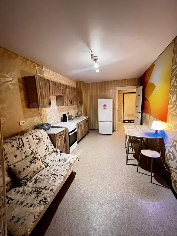 1-к. квартира, 50 м, 3/16 эт. - Фото 1
