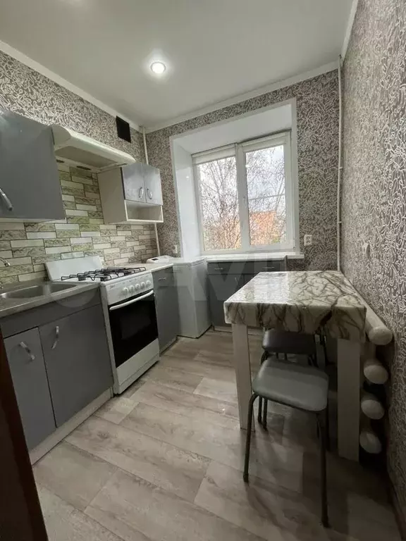 1-к. квартира, 30 м, 4/5 эт. - Фото 1