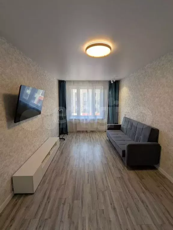 2-к. квартира, 55 м, 9/10 эт. - Фото 0