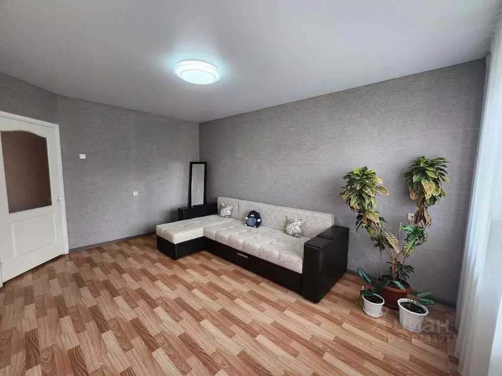 2-к кв. Татарстан, Набережные Челны ул. Раскольникова, 17 (57.4 м) - Фото 2