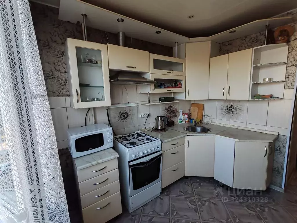 3-к кв. Ленинградская область, Кингисепп Крикковское ш., 14 (67.5 м) - Фото 2