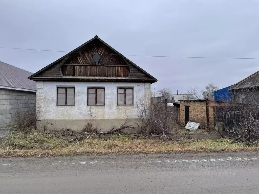Дом в Челябинская область, пос. Увельский ул. Ломоносова, 40 (66 м) - Фото 1