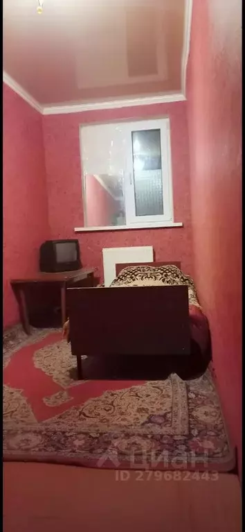 Комната Краснодарский край, Армавир ул. Ворошилова, 42 - Фото 2