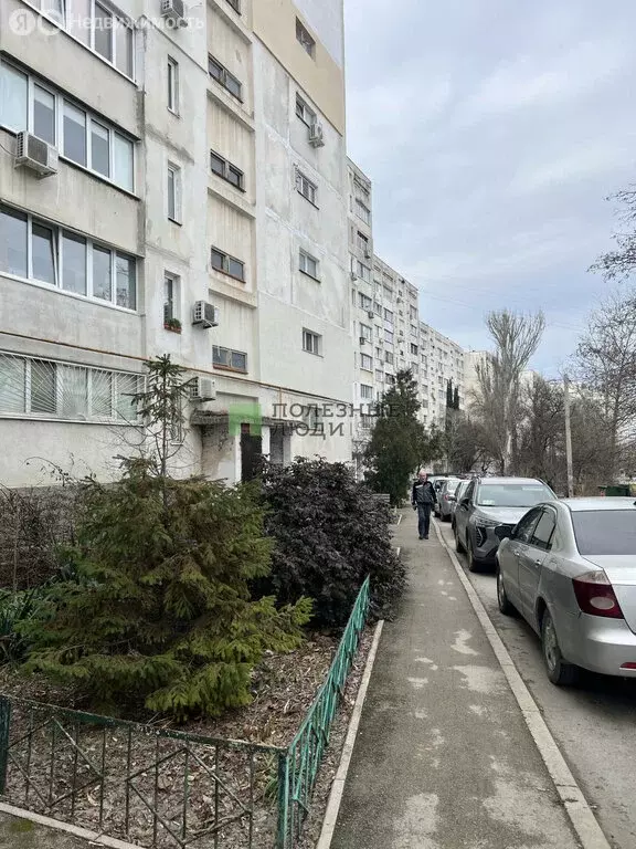 2-комнатная квартира: Севастополь, улица Генерала Мельника, 1 (61.9 м) - Фото 1