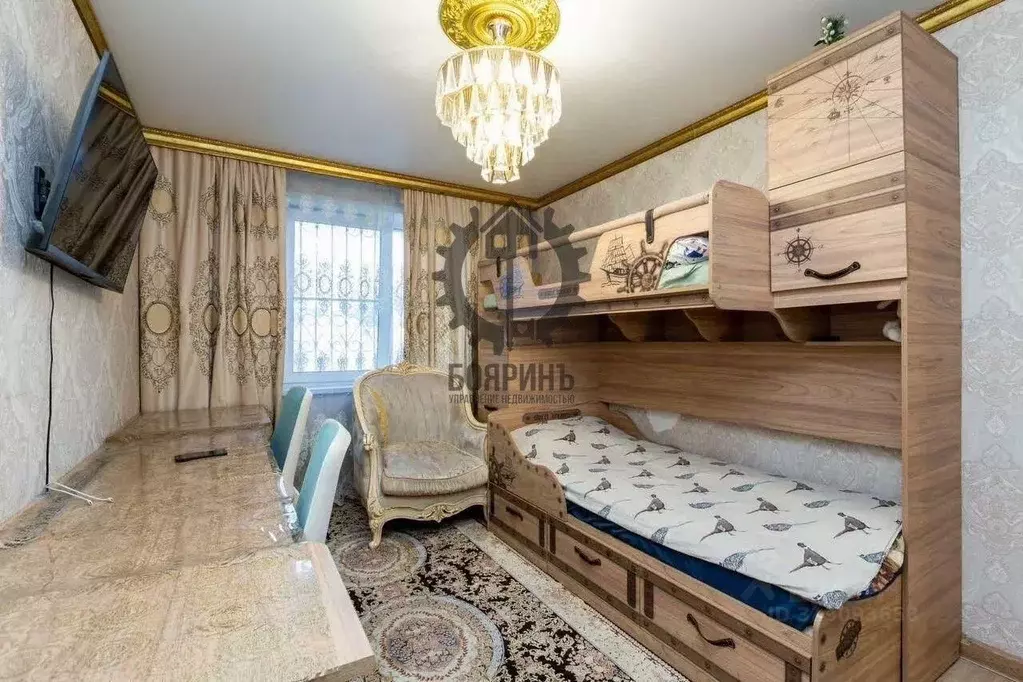 3-к кв. Свердловская область, Екатеринбург ул. Билимбаевская, 7 (84.1 ... - Фото 0
