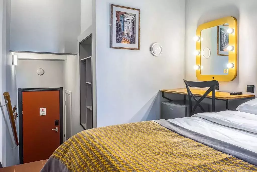 Комната Санкт-Петербург Садовая ул., 28-30 - Фото 0