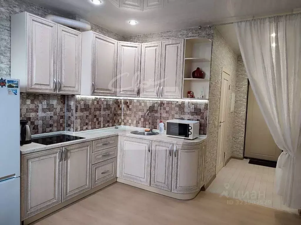 Студия Краснодарский край, Краснодар ул. Красных Партизан, 1/4к1 (32.0 ... - Фото 1