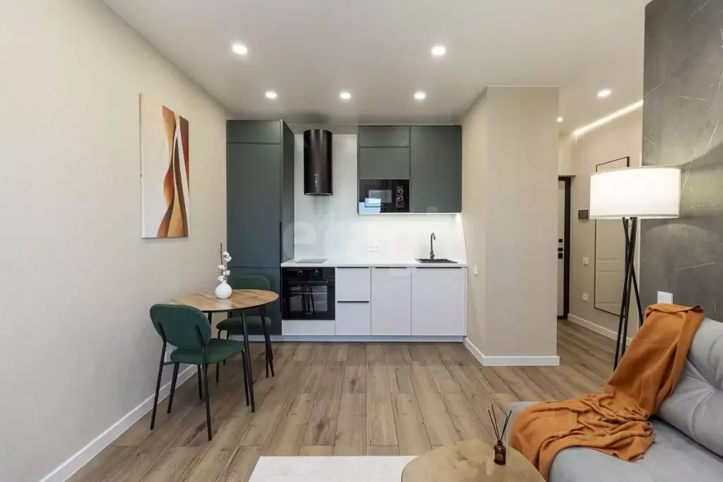 1-к кв. Тюменская область, Тюмень Интернациональная ул., 199А (37.6 м) - Фото 1