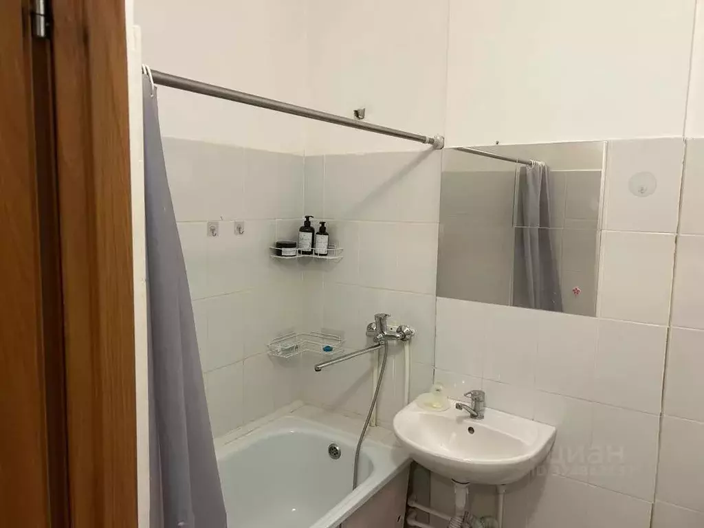 1-к кв. Саха (Якутия), Якутск ул. Петра Алексеева, 72/1 (28.0 м) - Фото 1