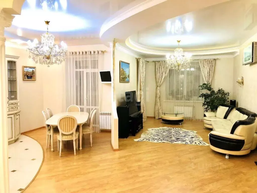 3-к кв. Хабаровский край, Хабаровск ул. Дзержинского, 52 (124.0 м) - Фото 0