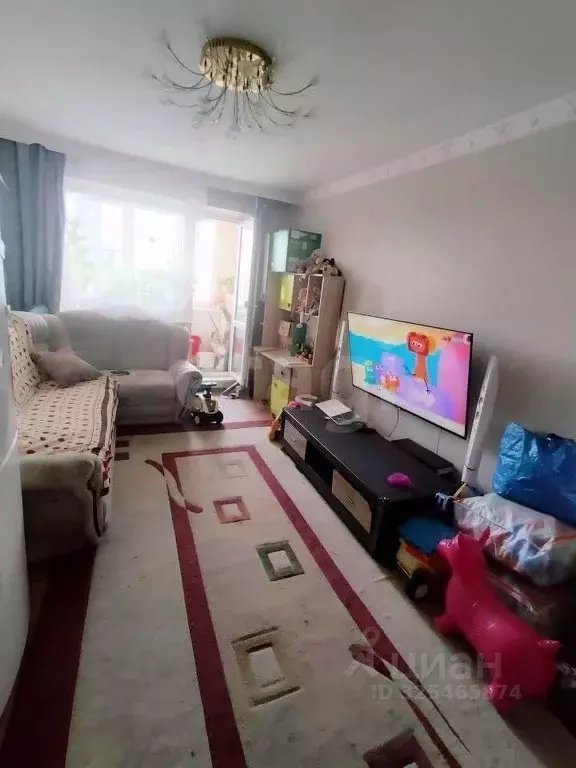 3-к кв. Омская область, Омск Харьковская ул., 15 (65.9 м) - Фото 1