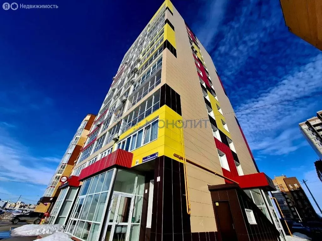 3-комнатная квартира: Йошкар-Ола, улица 70-летия Вооружённых Сил СССР, ... - Фото 2