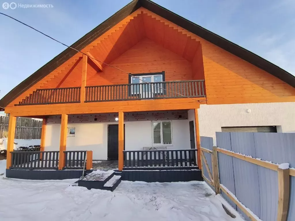 Дом в село Хомутово, Депутатская улица (180 м) - Фото 1