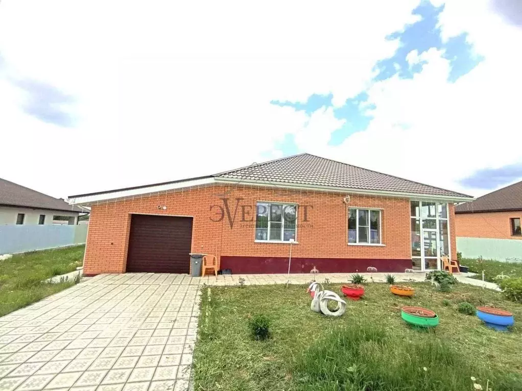 Коттедж в Белгородская область, Старый Оскол Северный мкр,  (127 м) - Фото 1