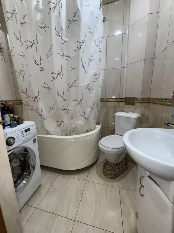 2-к. квартира, 60 м, 1/2 эт. - Фото 0