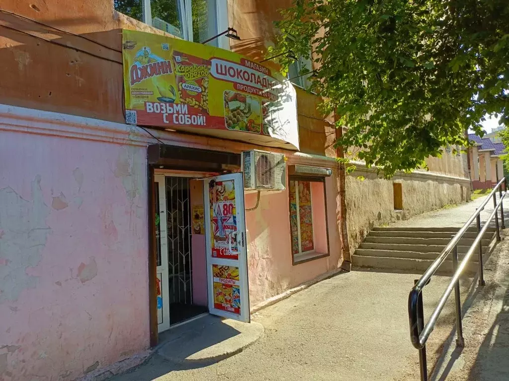 Помещение свободного назначения в Бурятия, Улан-Удэ Октябрьская ул., ... - Фото 0