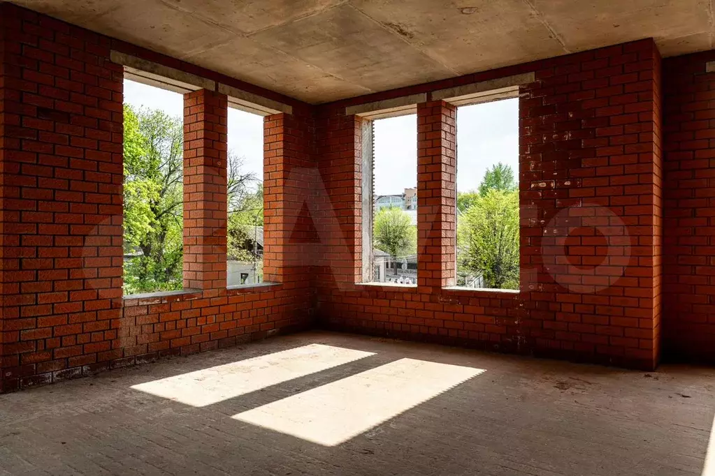 3-к. квартира, 106,5 м, 4/4 эт. - Фото 0