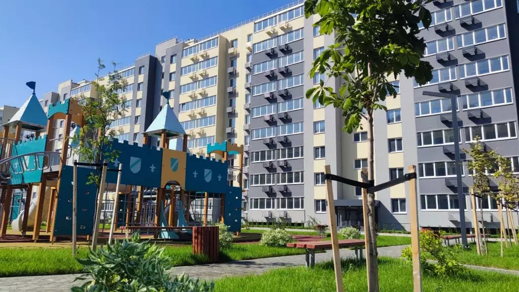 1-к кв. Самарская область, Тольятти Приморский бул., 54 (40.0 м) - Фото 1