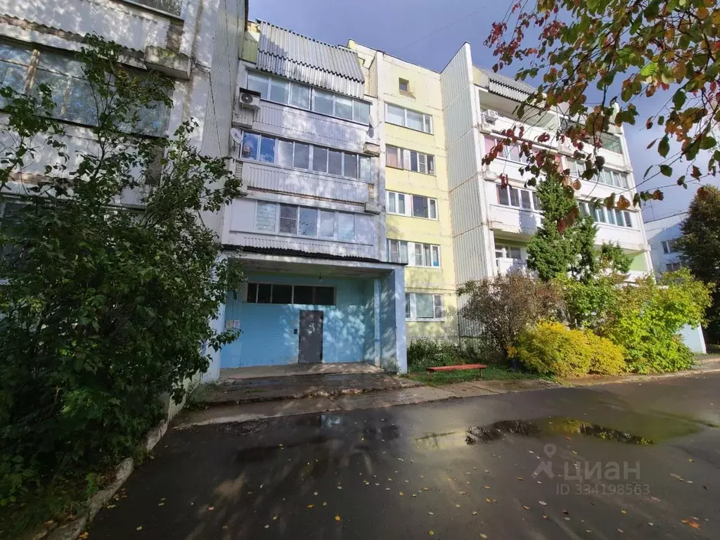 3-к кв. Калужская область, Таруса ул. Голубицкого, 6 (78.4 м) - Фото 2