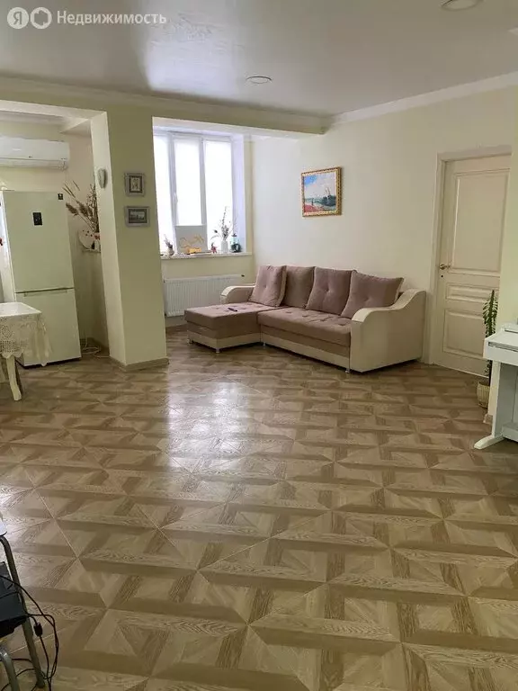 3-комнатная квартира: Махачкала, Заморская улица, 17Б (89 м) - Фото 1