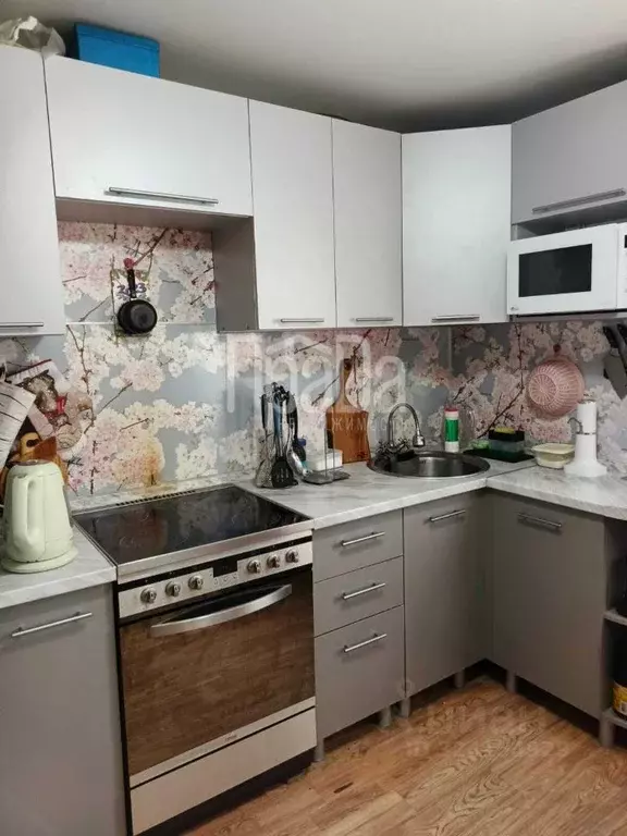 Дом в Красноярский край, Емельяново пгт ул. Декабристов, 55 (93 м) - Фото 1