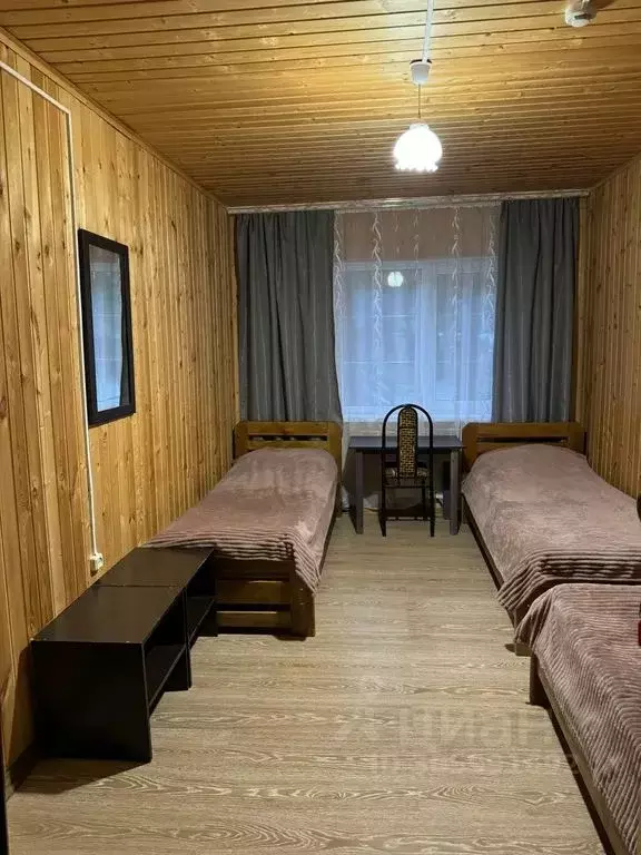 Комната Карачаево-Черкесия, Зеленчукский район, с. Архыз ул. Хубиева, ... - Фото 0