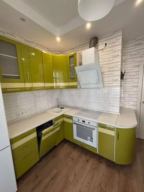 2-к. квартира, 50 м, 6/9 эт. - Фото 0