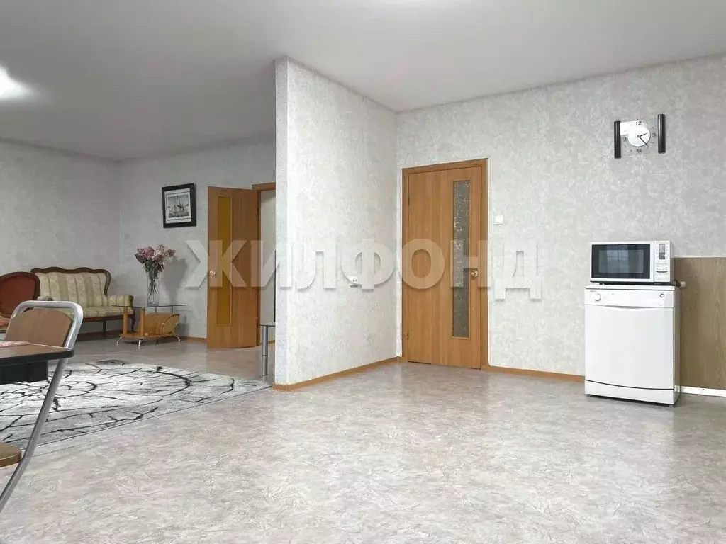 3-к кв. Новосибирская область, Новосибирск Советская ул., 19 (126.0 м) - Фото 2