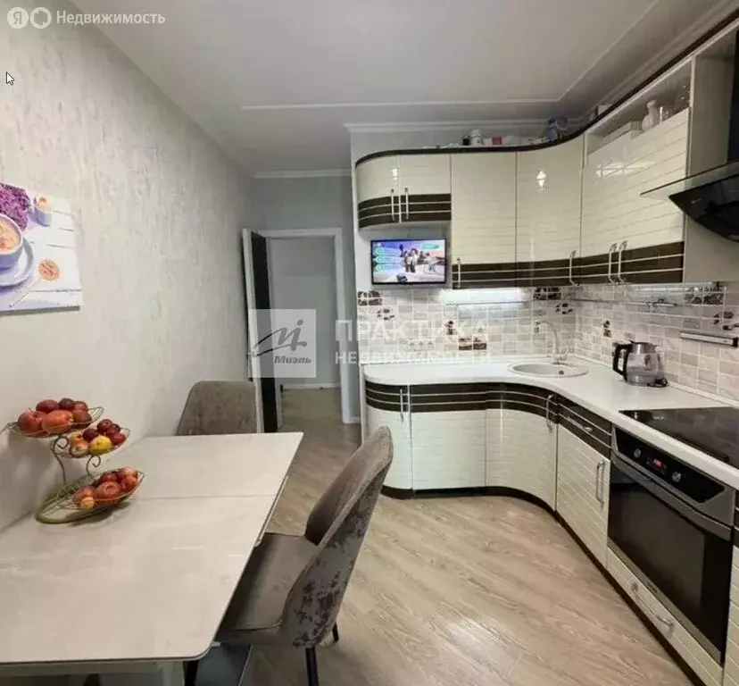 2-комнатная квартира: Красногорск, Вокзальная улица, 17А (61 м) - Фото 2