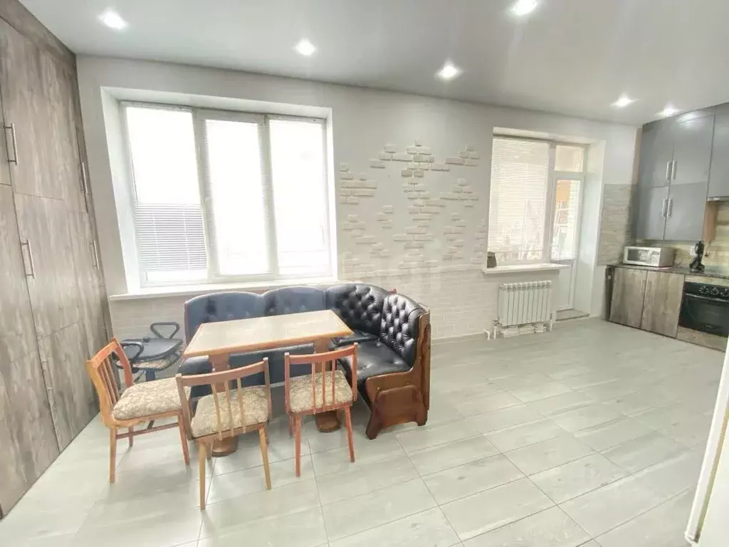 3-к кв. Брянская область, Брянск ул. Фокина, 95 (112.2 м) - Фото 1