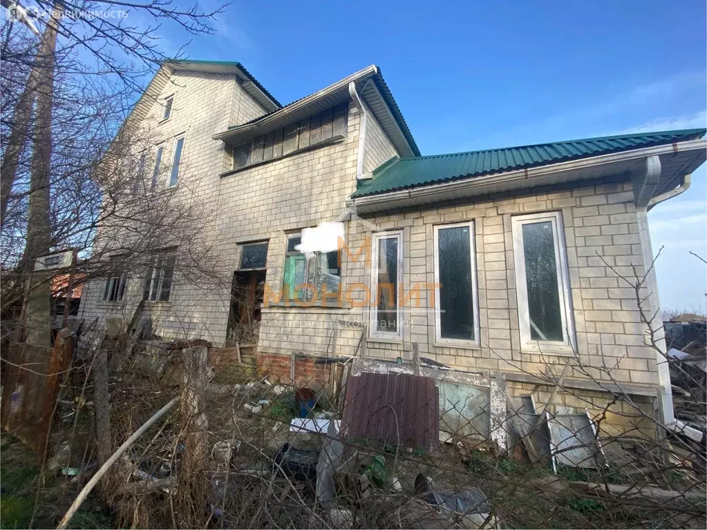 Дом в Саратовская, Шоссейная улица (200 м) - Фото 1