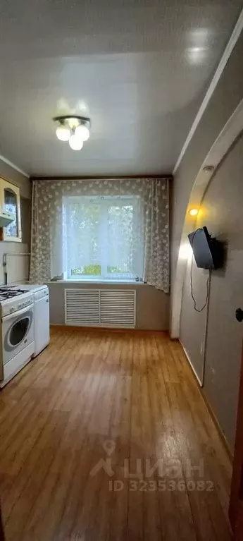 3-к кв. Брянская область, Брянск ул. Молодой Гвардии, 58к1 (61.7 м) - Фото 2