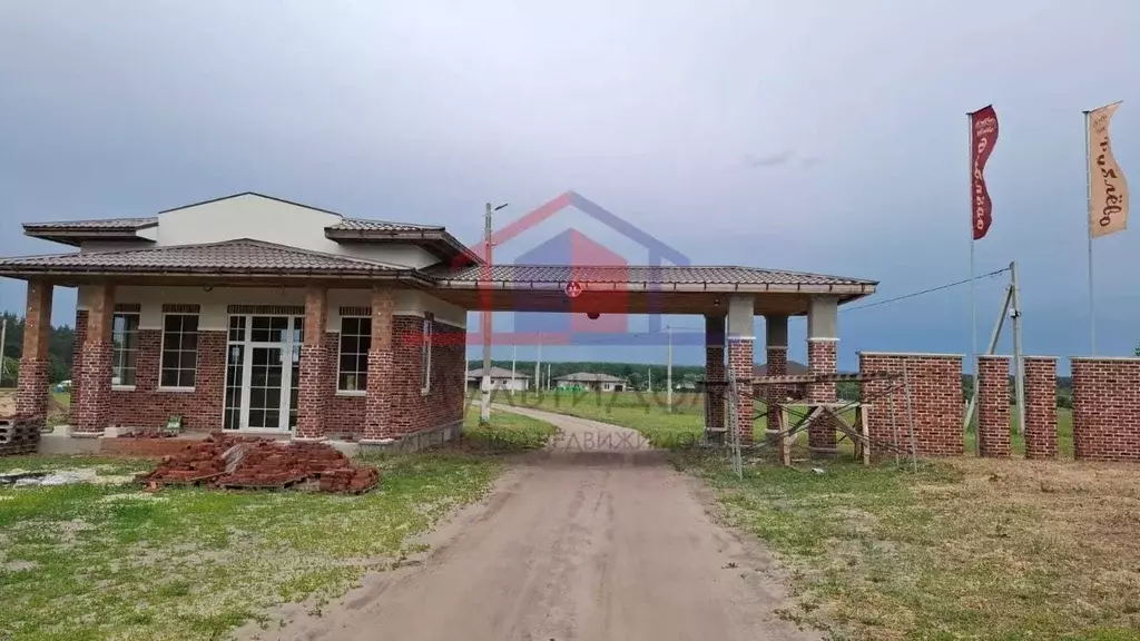 Участок в Белгородская область, Старооскольский городской округ, с. ... - Фото 1