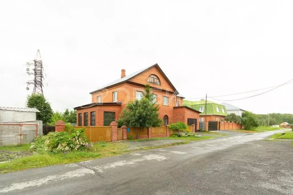 Дом в Тюмень, Начальная улица, 6 (524 м) - Фото 1