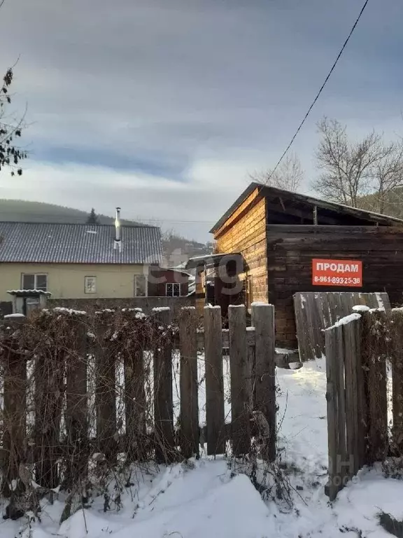 Дом в Алтай, Горно-Алтайск ул. Чапаева (33 м) - Фото 1