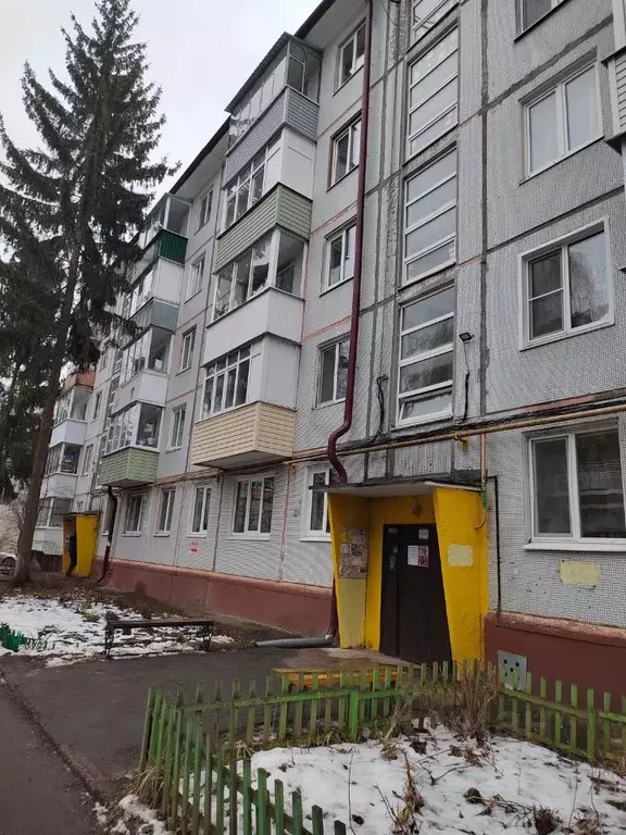 2-к кв. Брянская область, Брянск ул. Любезного, 3 (45.0 м) - Фото 0
