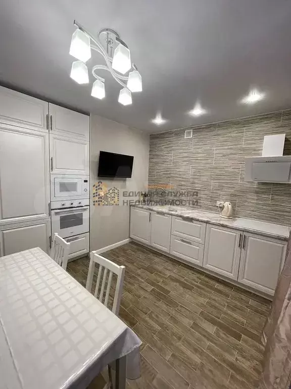 2-к. квартира, 54 м, 7/10 эт. - Фото 0