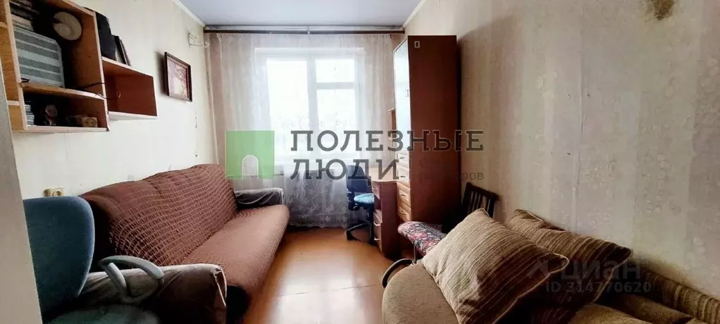 2-к кв. Орловская область, Орел Рощинская ул., 11 (44.6 м) - Фото 0