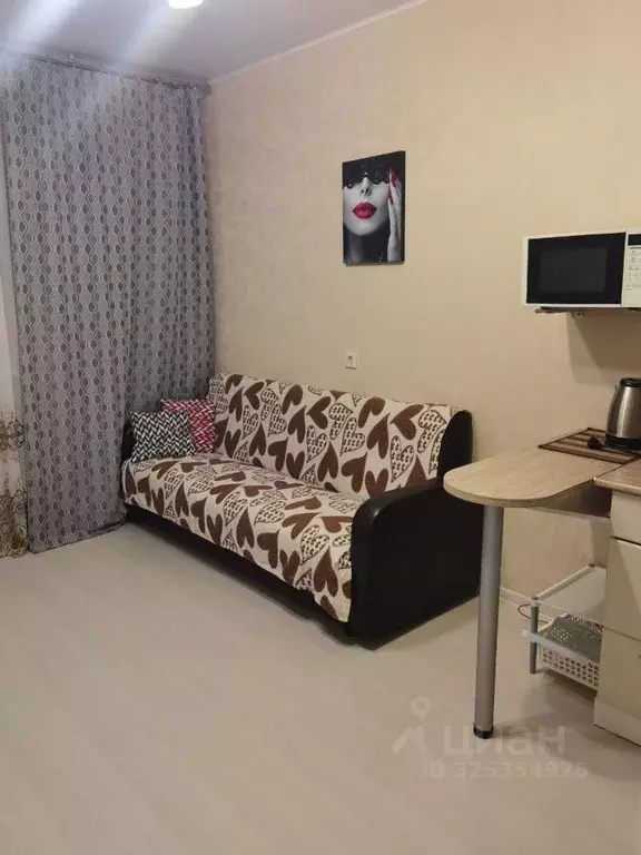 1-к кв. Тюменская область, Тюмень ул. Прокопия Артамонова, 8 (50.0 м) - Фото 2